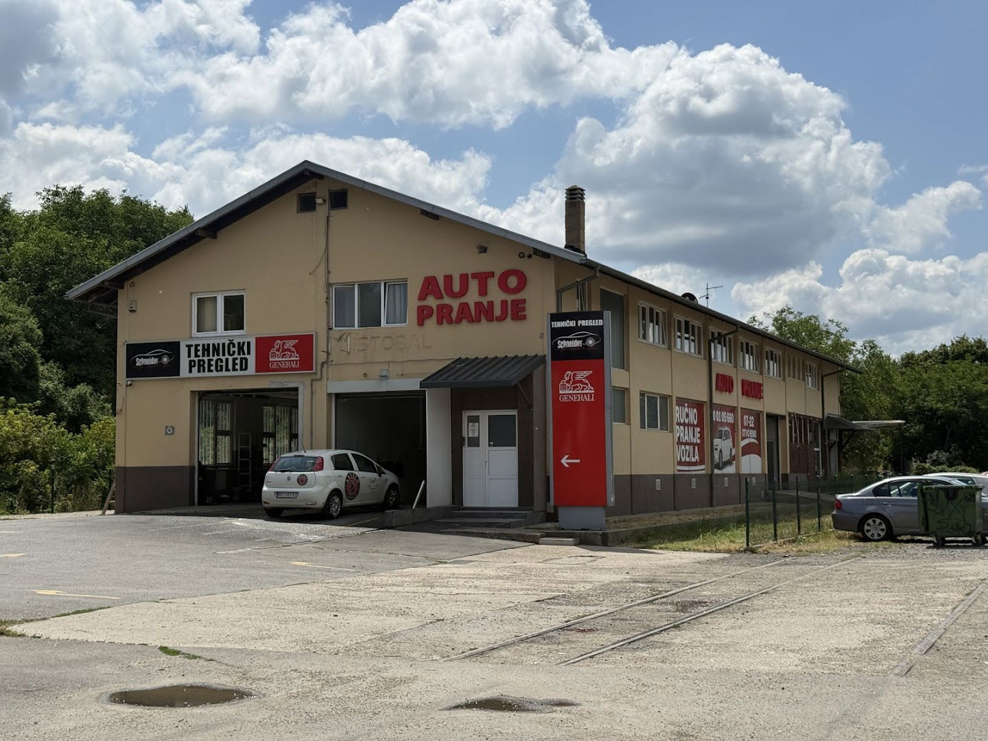 Auto Perionica Rucno Pranje Vozila