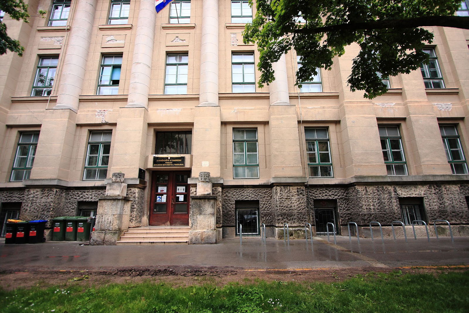 Faculty of Chemical Engineering and Technology