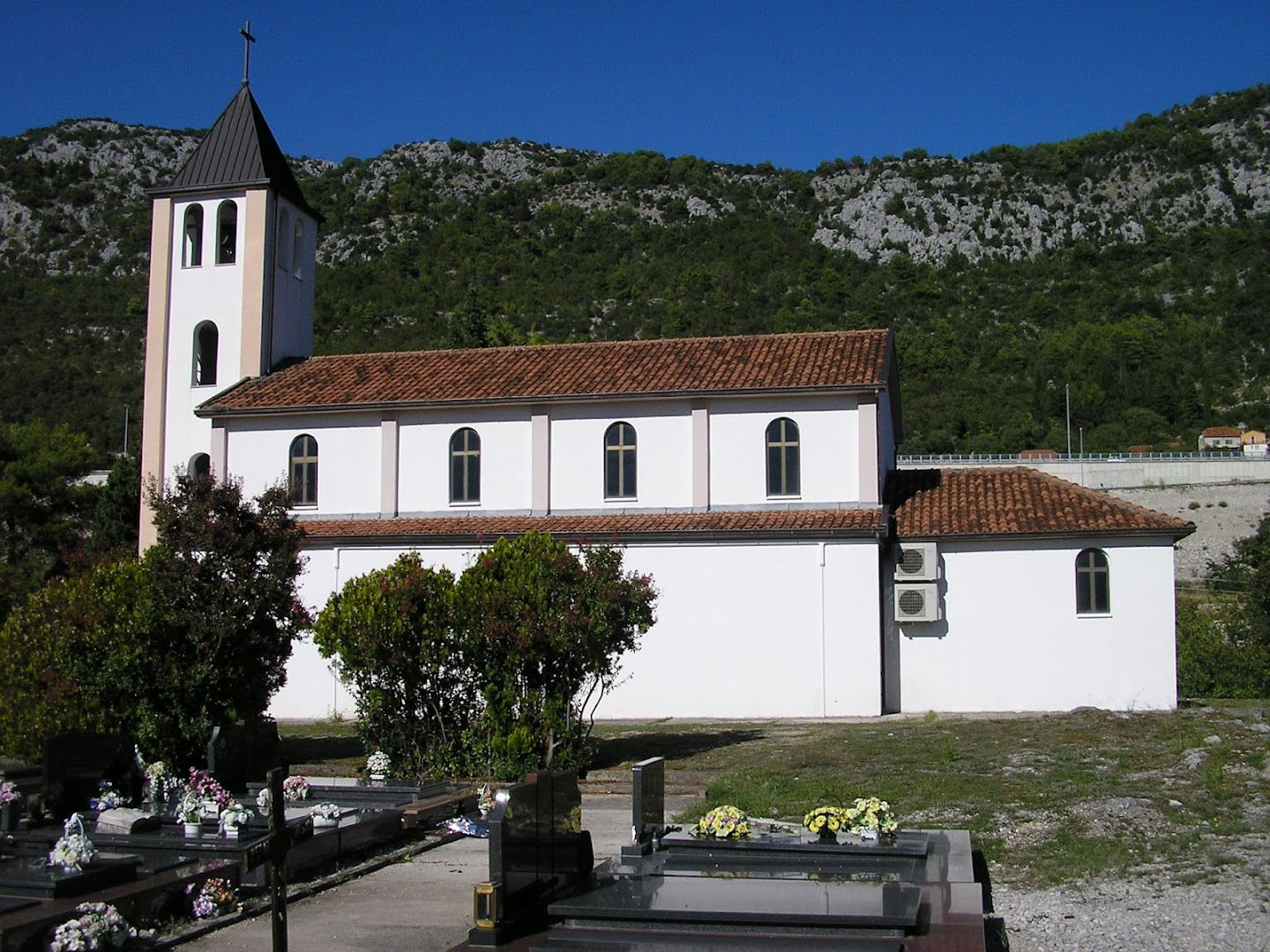 Church of the Queen of Peace