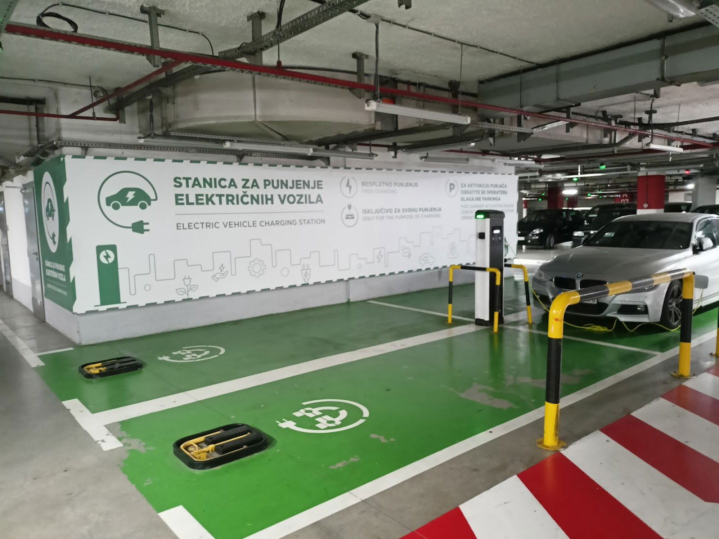 Electric Vehicle Charging Station