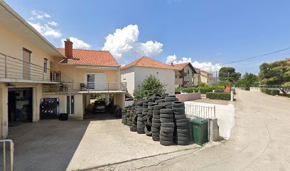 Vulkanizer (Tyre repair shop) Gulan