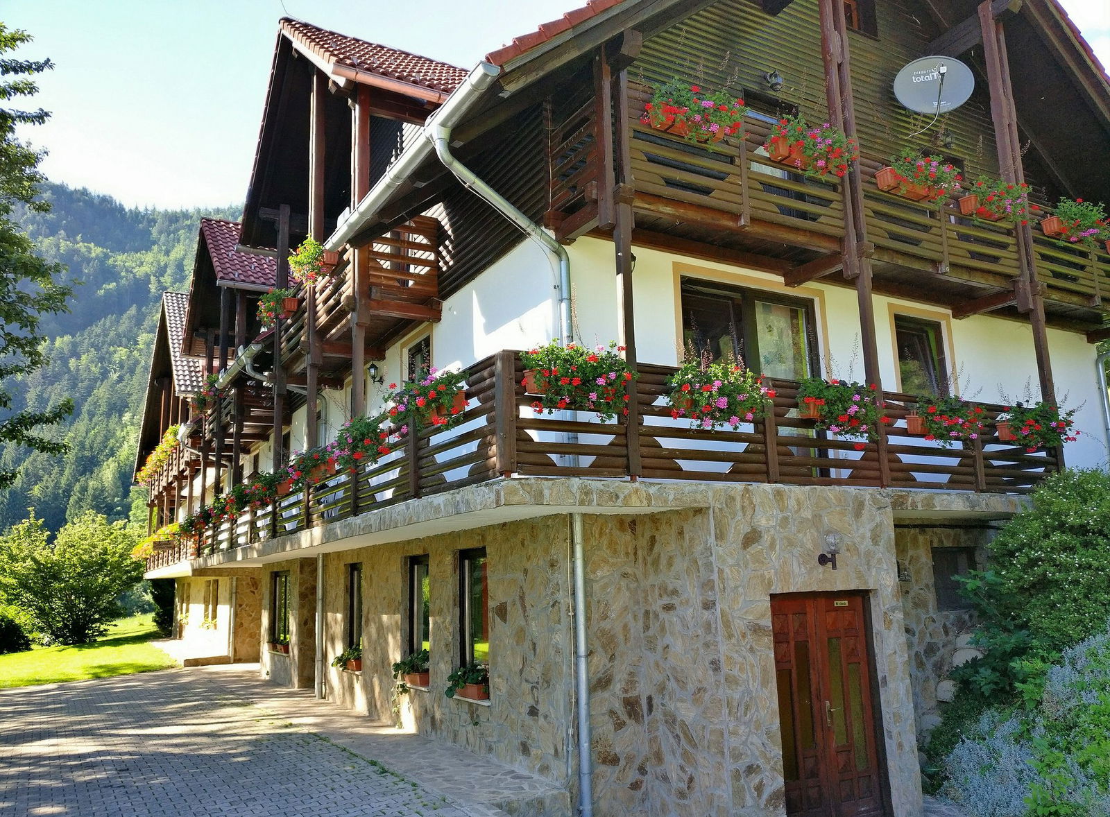 Tourist farm Zgornji Zavratnik