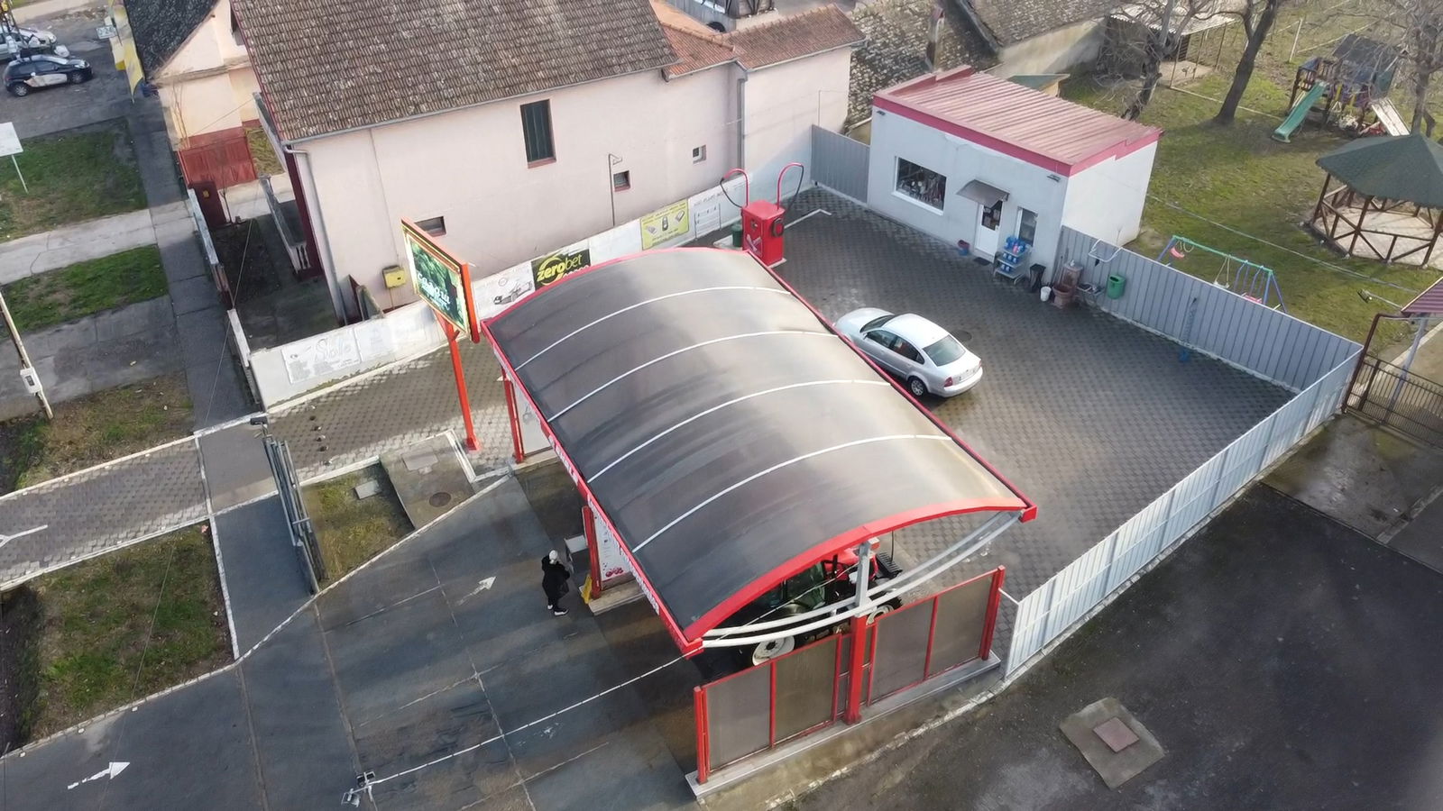 Autoperionica i autoshop STIL