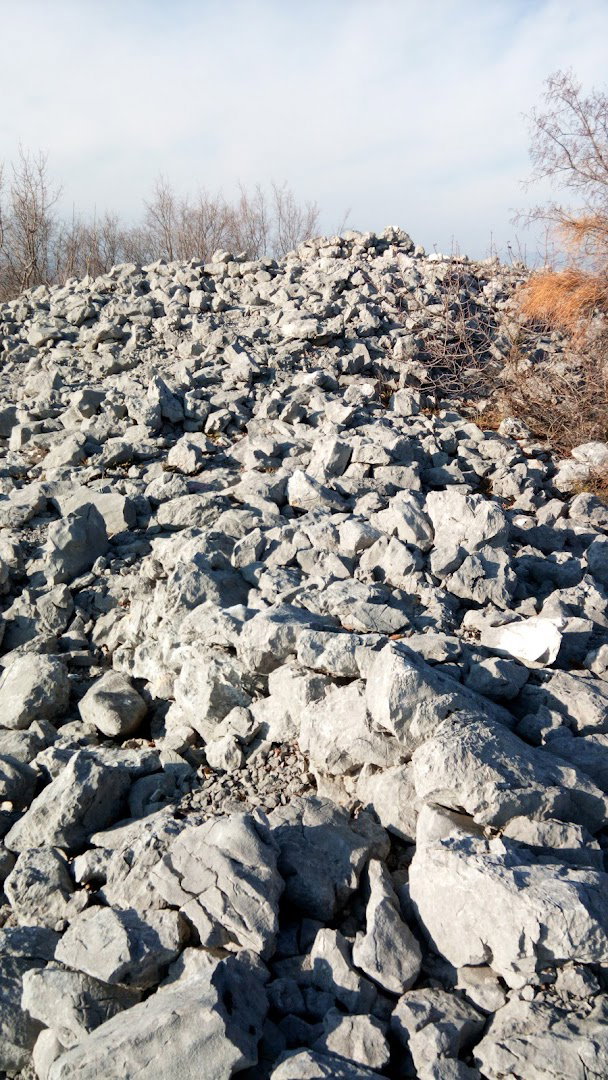 Zidak ILIRSKO kultno mjesto - ostaci zida