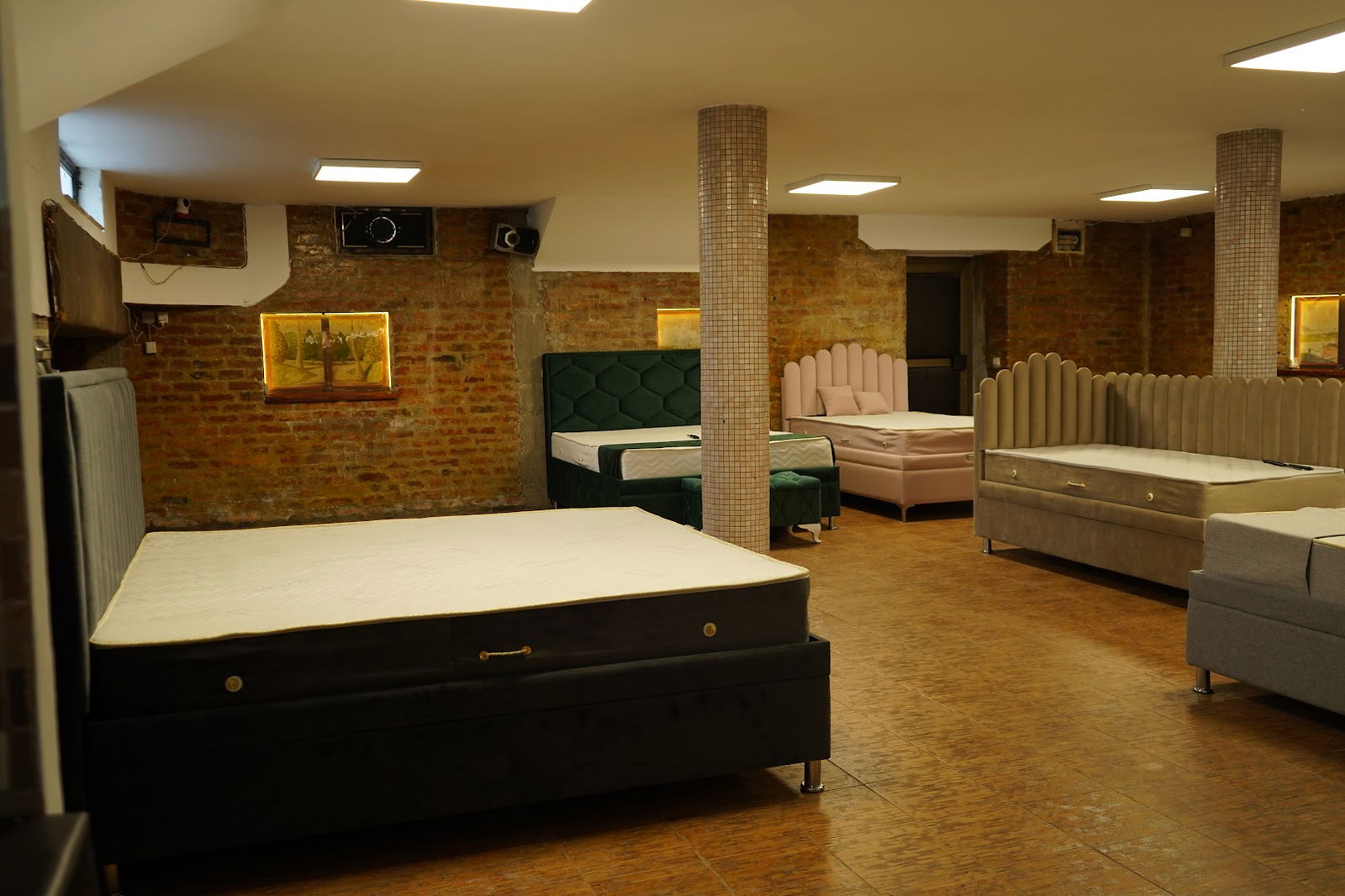 La Grande Enterijer - Showroom