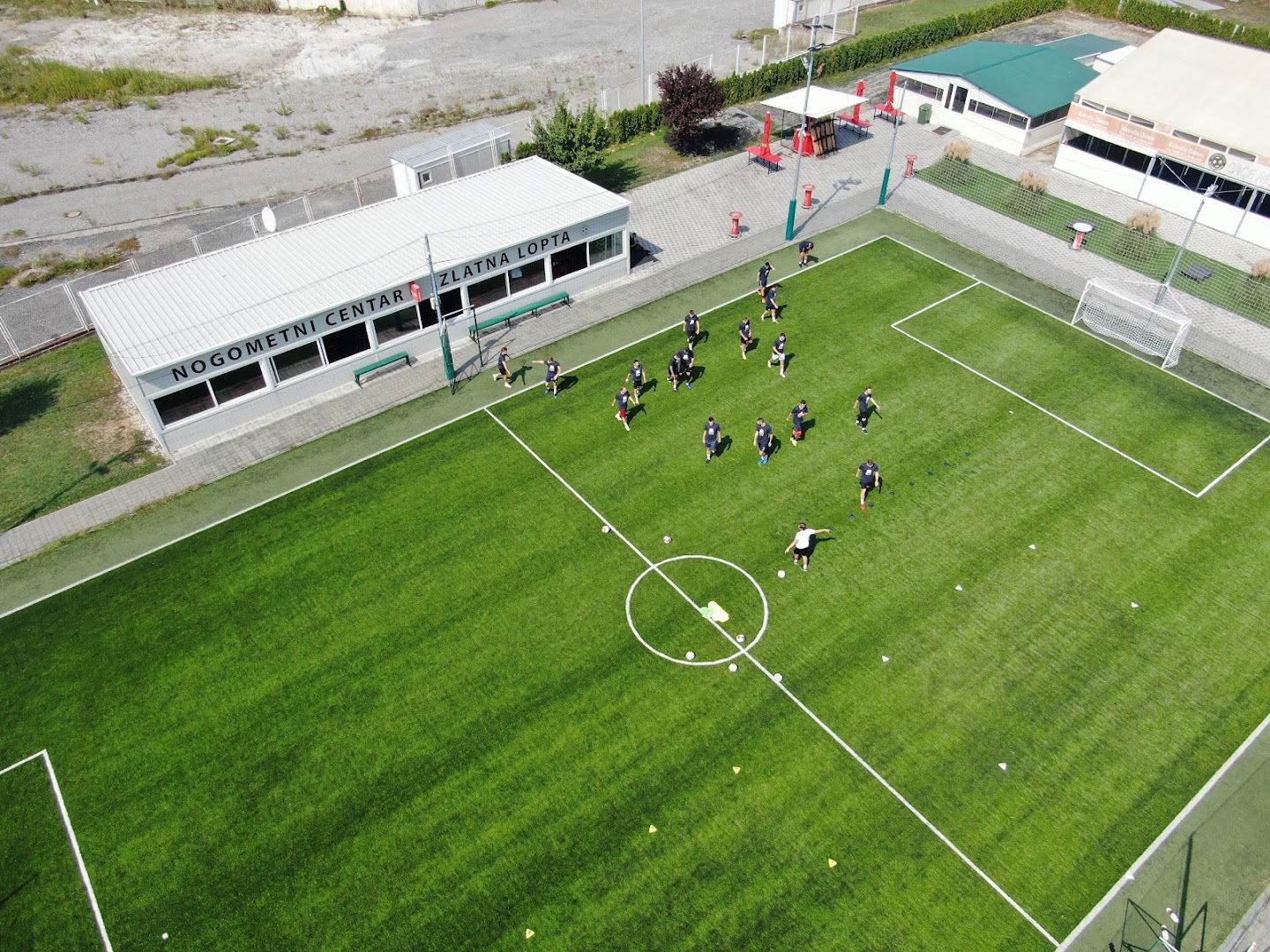 Nogometni centar Zlatna lopta