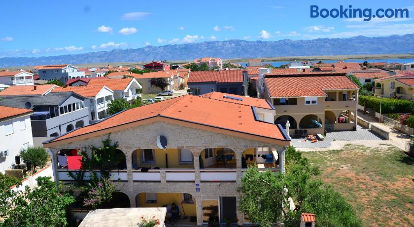 Apartements Delfin Vir