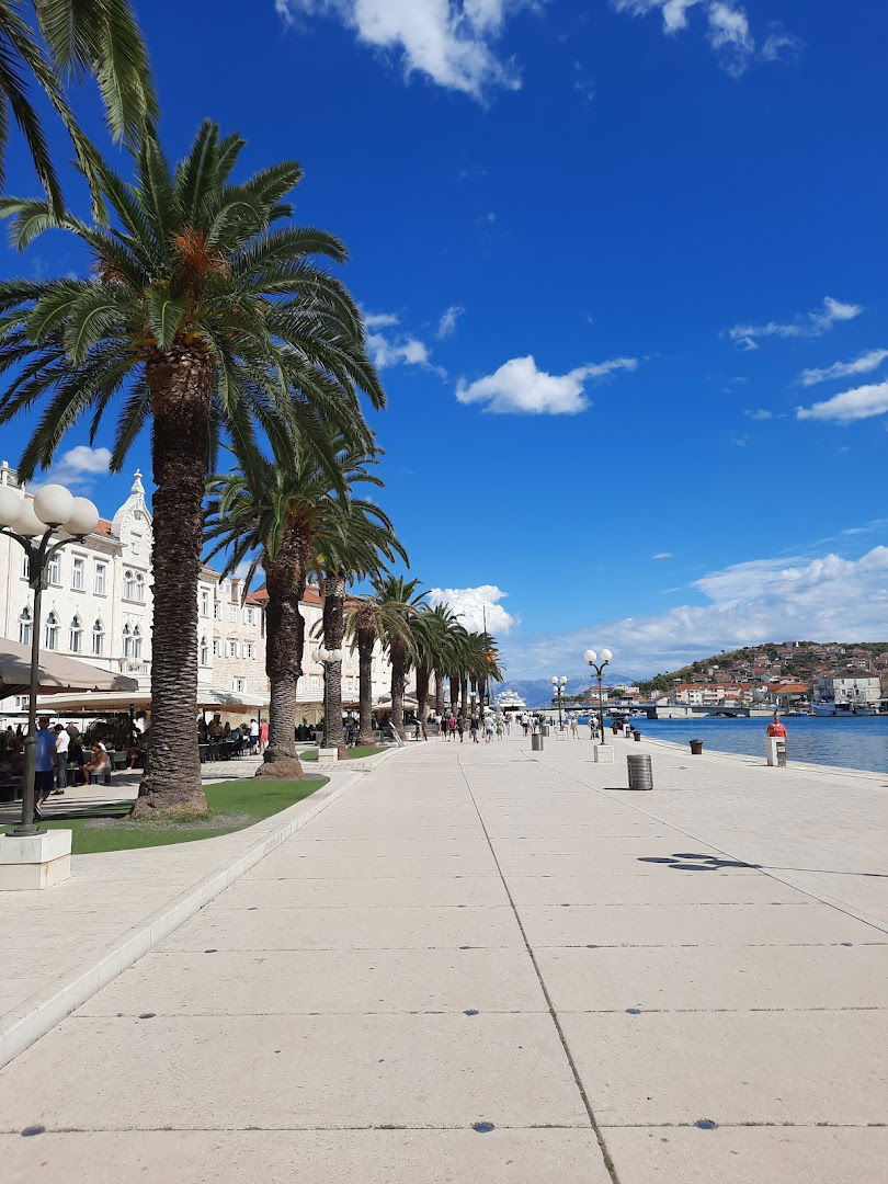 Secret Paradise Travel Agency