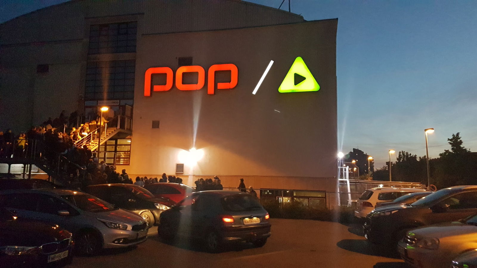 Pop klub - Klub ljubiteljev pop Tv