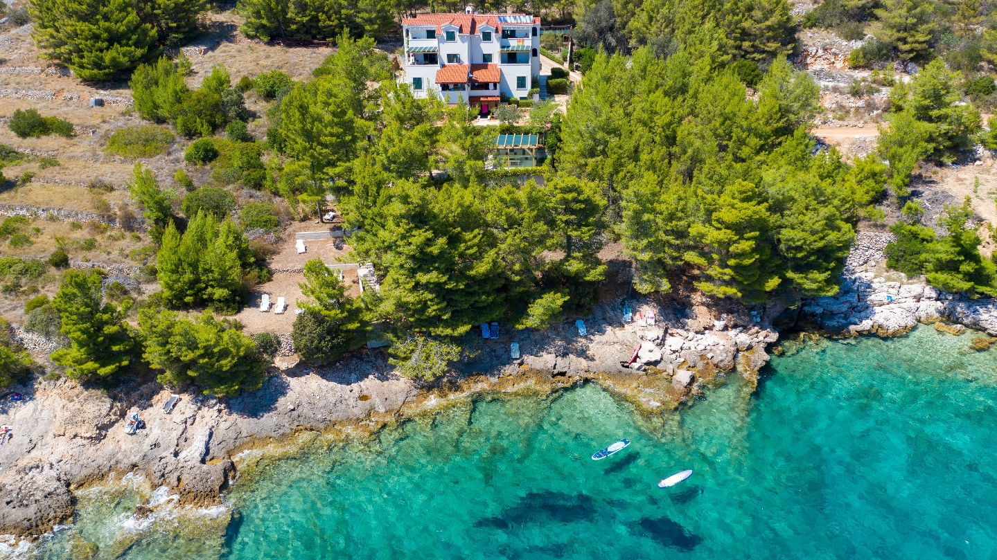 Zavala Apartments Petarcica