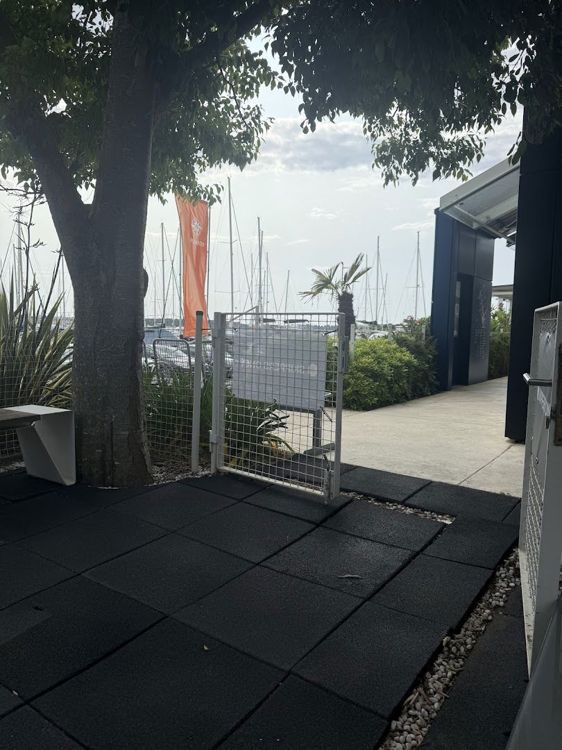 Vito Nautika Check-in Lounge