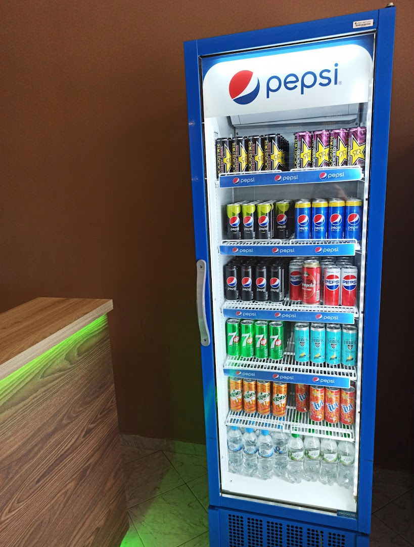 Fast Food Veliki Štrumpf Boleč