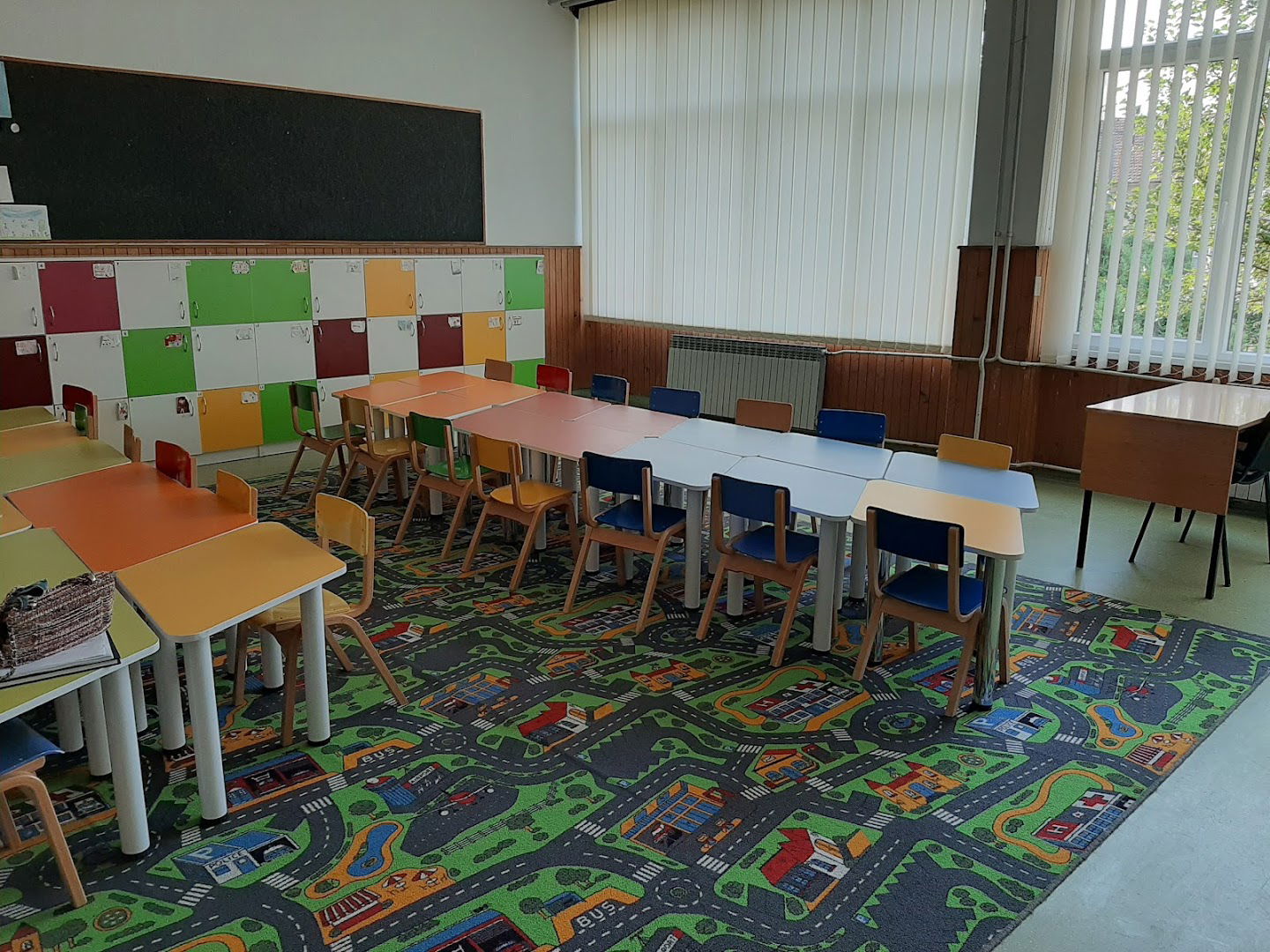 Vuk Stefanović Karadžić elementary school