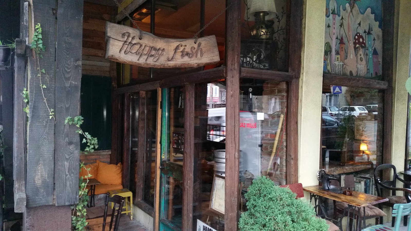 Happyfish caffe