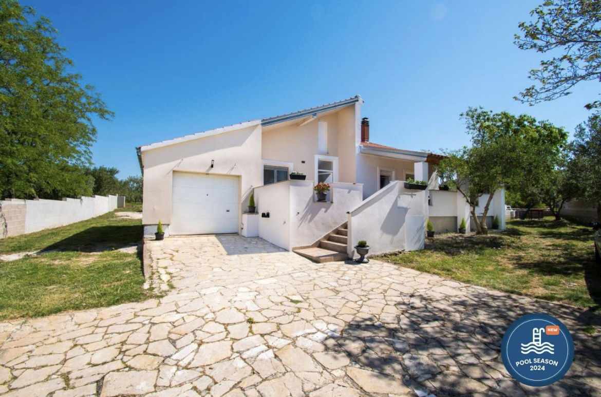 Villa Mare with pool