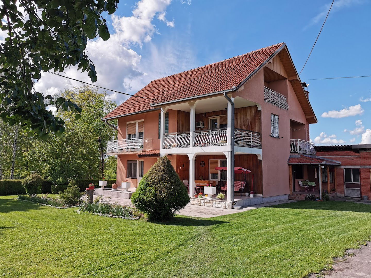 Domaćinstvo Nikolić Petnica