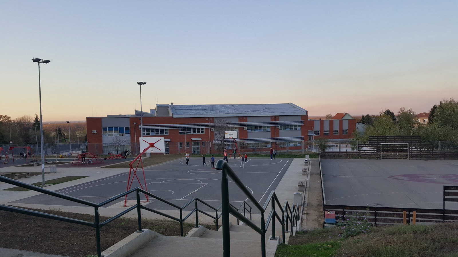 Основна школа „Милена Павловић–Барили“