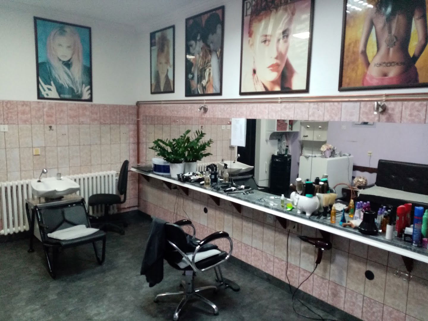 Hair styling studio "Ljiljana"