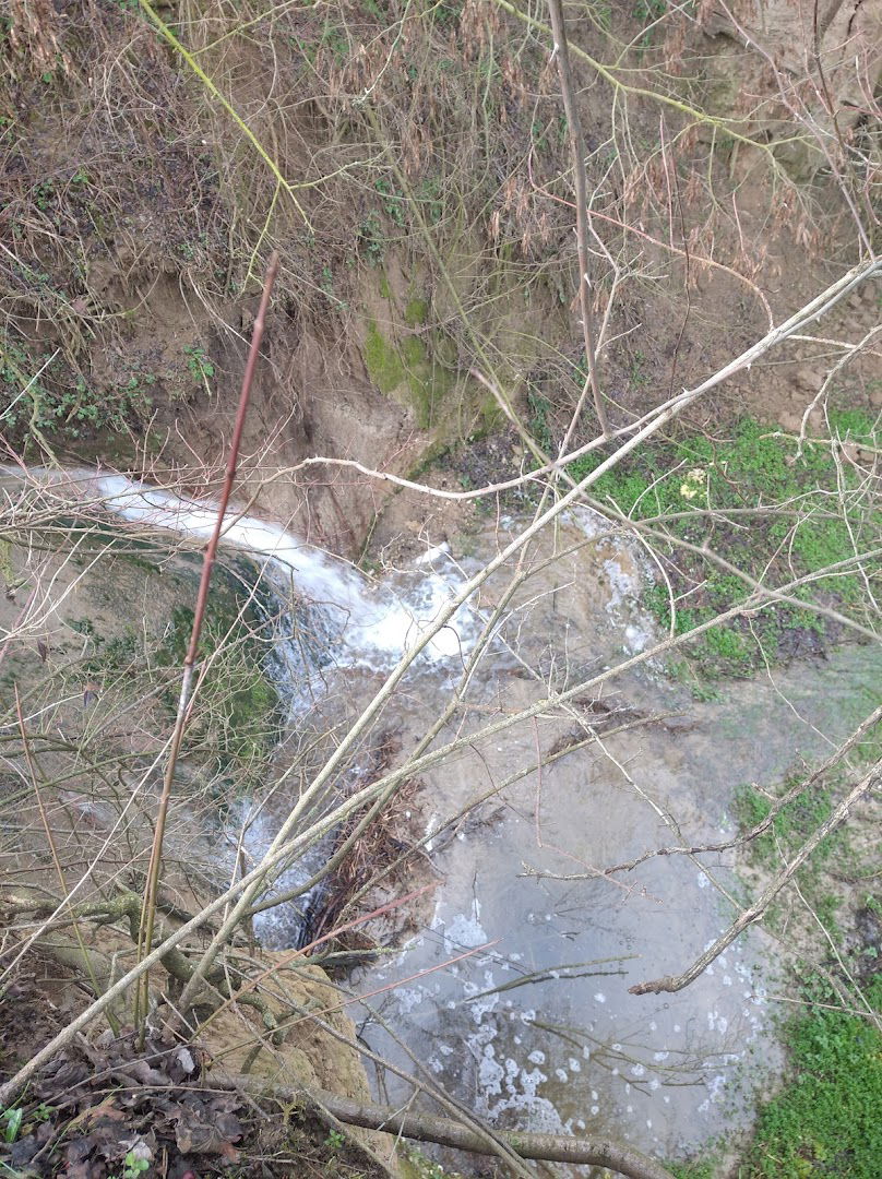 Корушки водопад