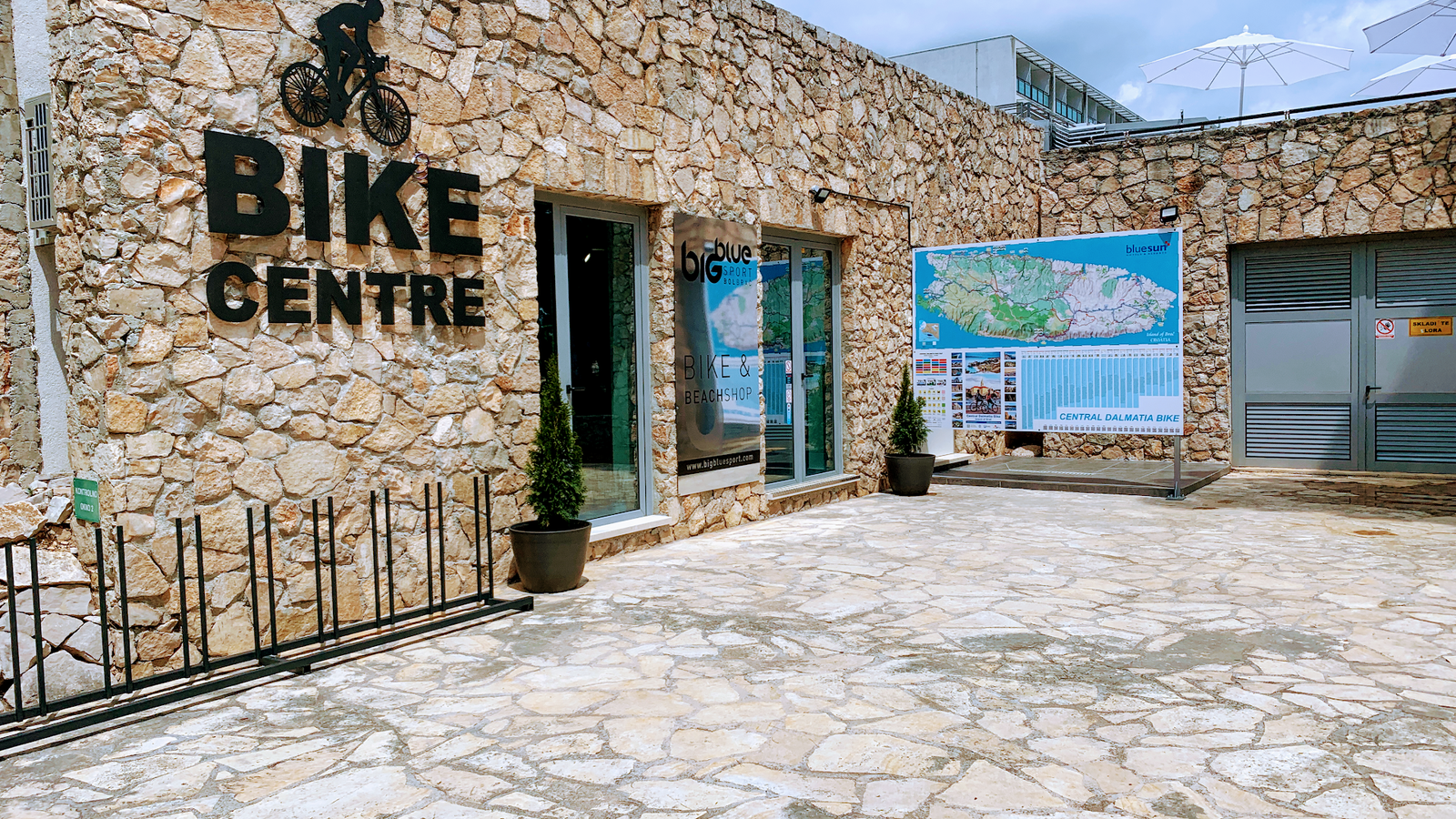 Big Blue Bike&Beach Shop