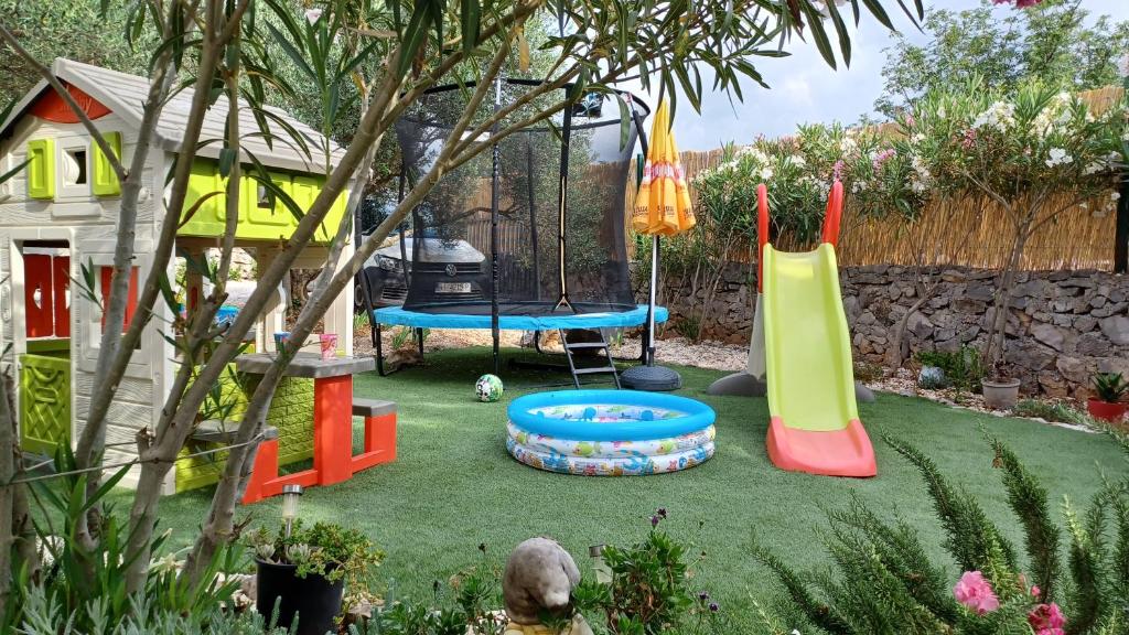 Kuća za odmor "M&S Paradise" Bilice, Šibenik