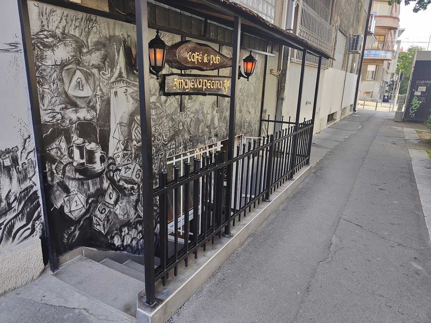 Zmajeva Pećina - DnD Café & Pub