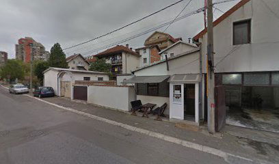 Samouslužna perionica automobila