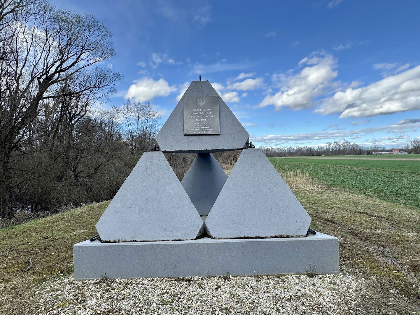 Braniteljem samostojnosti Republike Slovenije na Muri