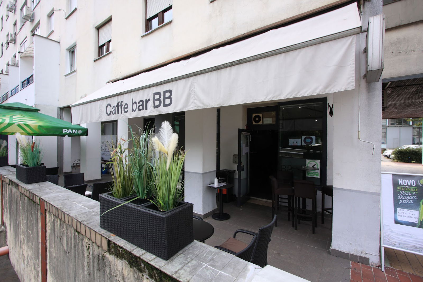 Cafe Bar BB