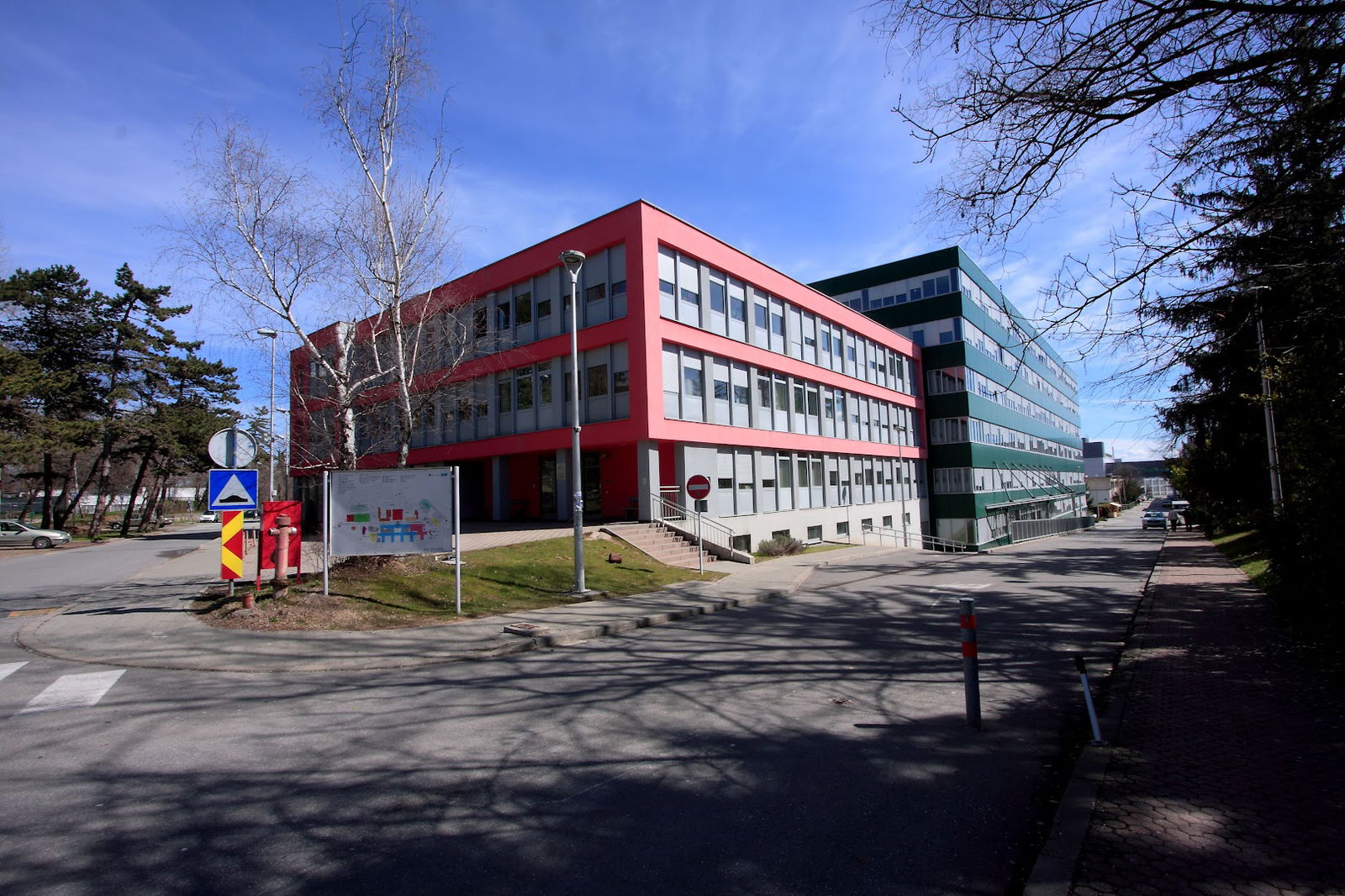 Klinika za neurologiju, KBC Zagreb (glavna zgrada - Rebro)